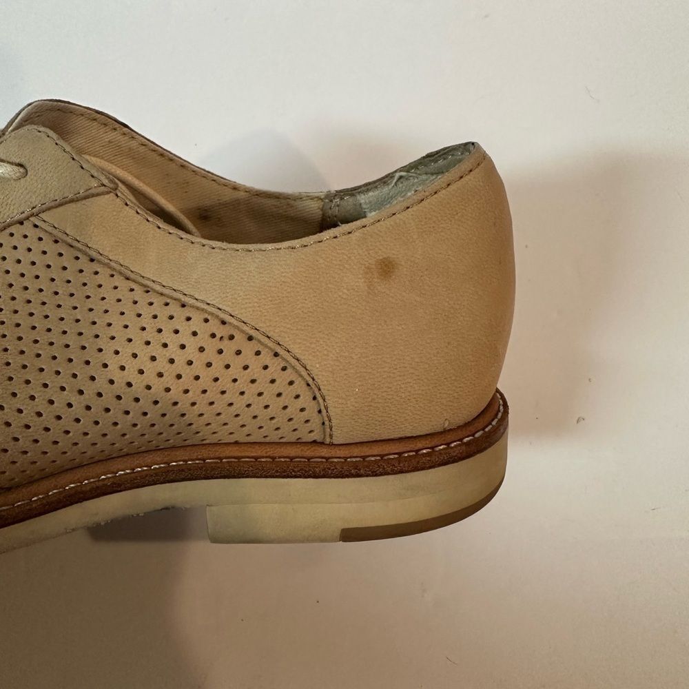 UGG womens “Brogue” Kiltie‎ - Picture 3 of 6